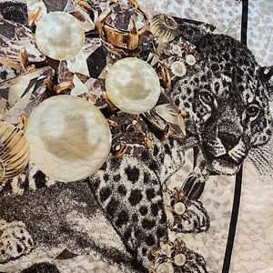 LIMITED EDITION TED BAKER LONDON SCARF